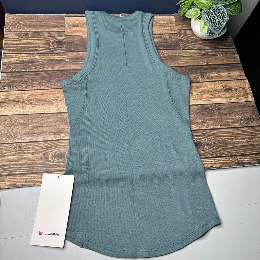 Lululemon Hold Tight Tank Top NWT Size 2 (TIDT) *Ribbed Texture* - Picture 5 of 10